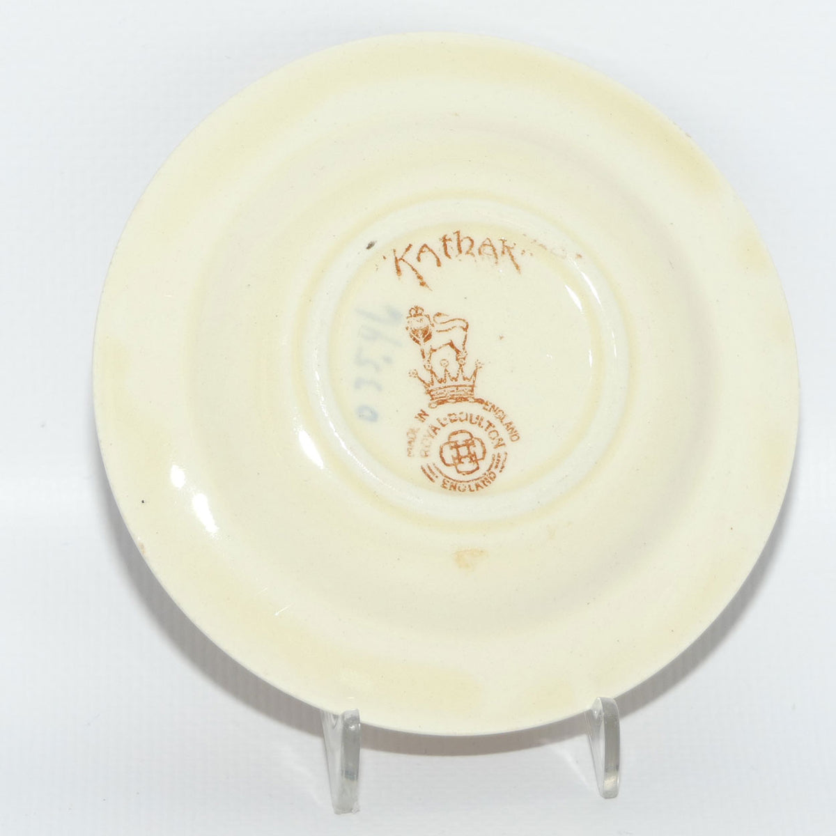 Royal Doulton Shakespearean Katharine beaker cover D3596