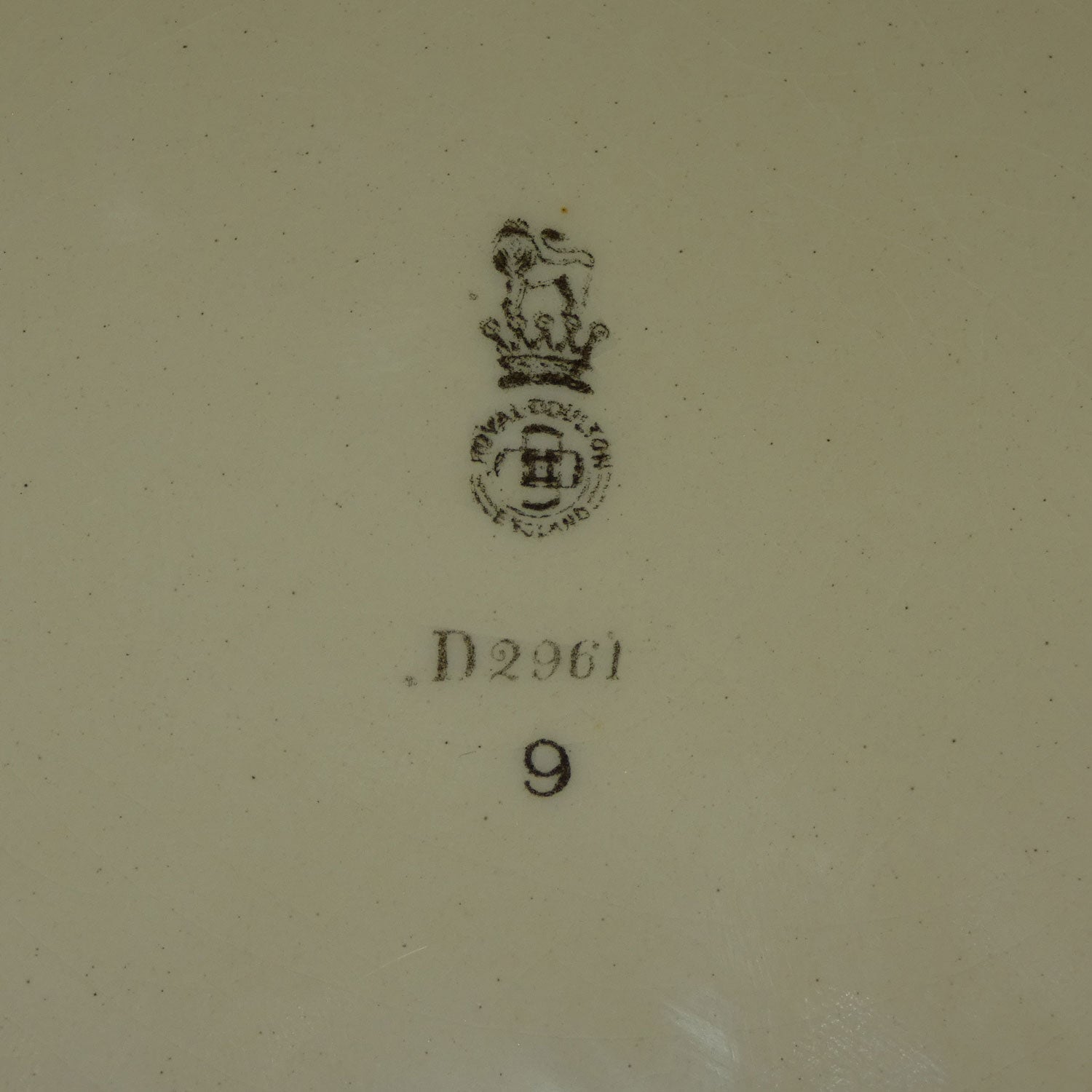 royal-doulton-king-arthurs-knights-or-tournament-plate-d2961