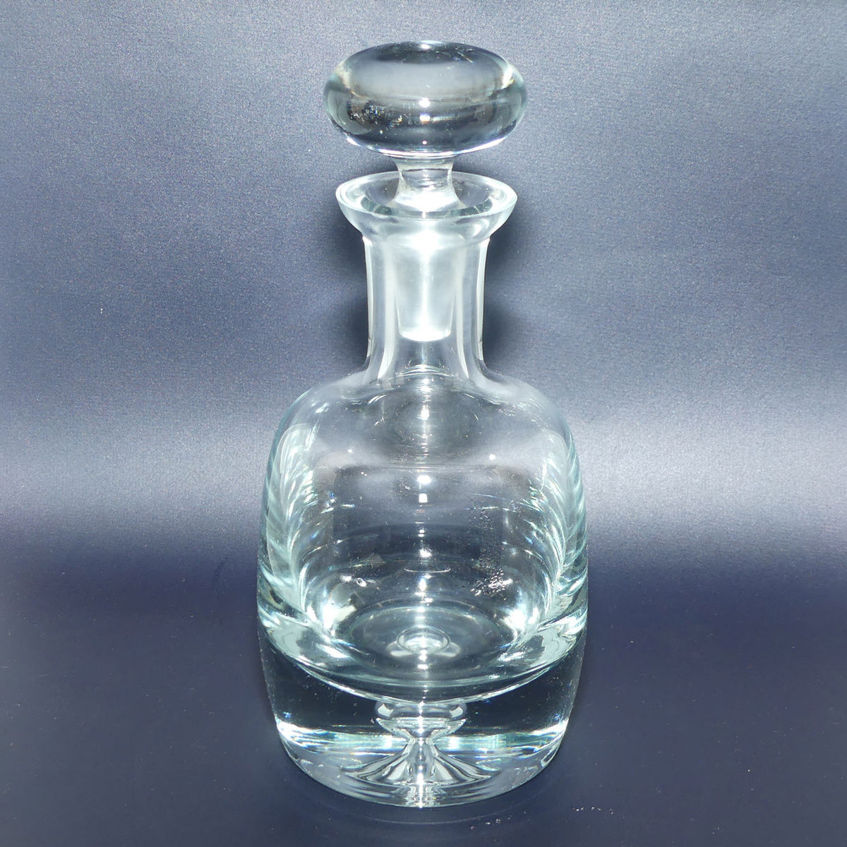 Vintage Mid Century Krosno Poland decanter | Controlled bubble design