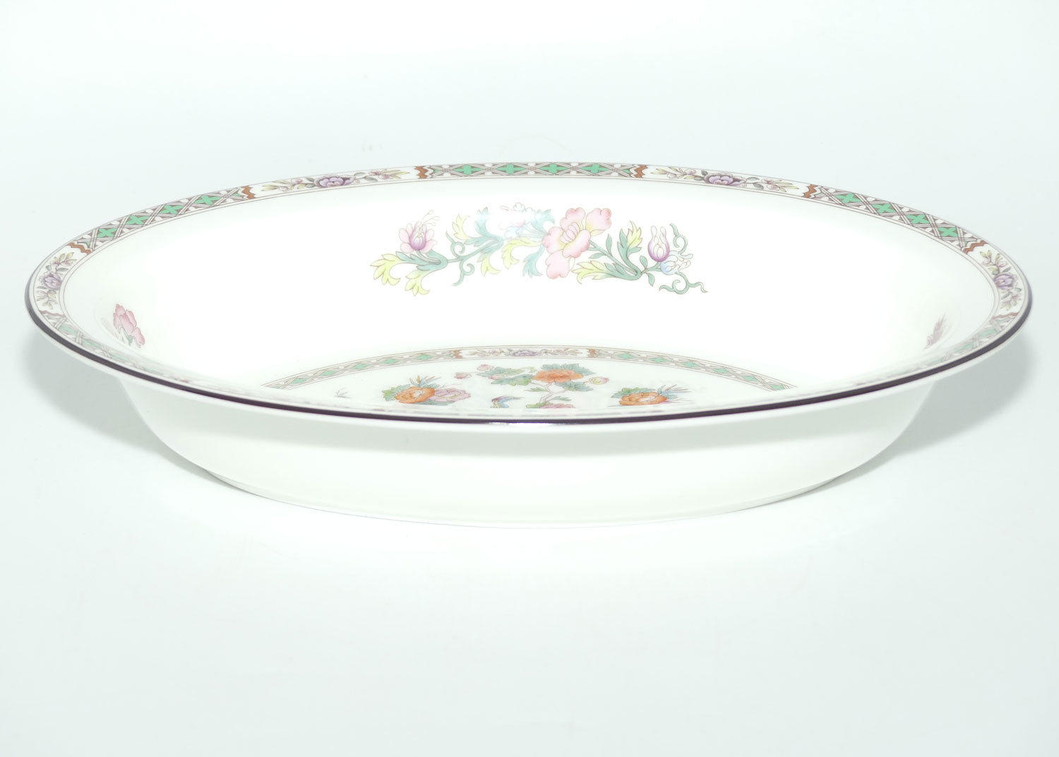 Wedgwood Bone China Kutani Crane oval vegetable dish