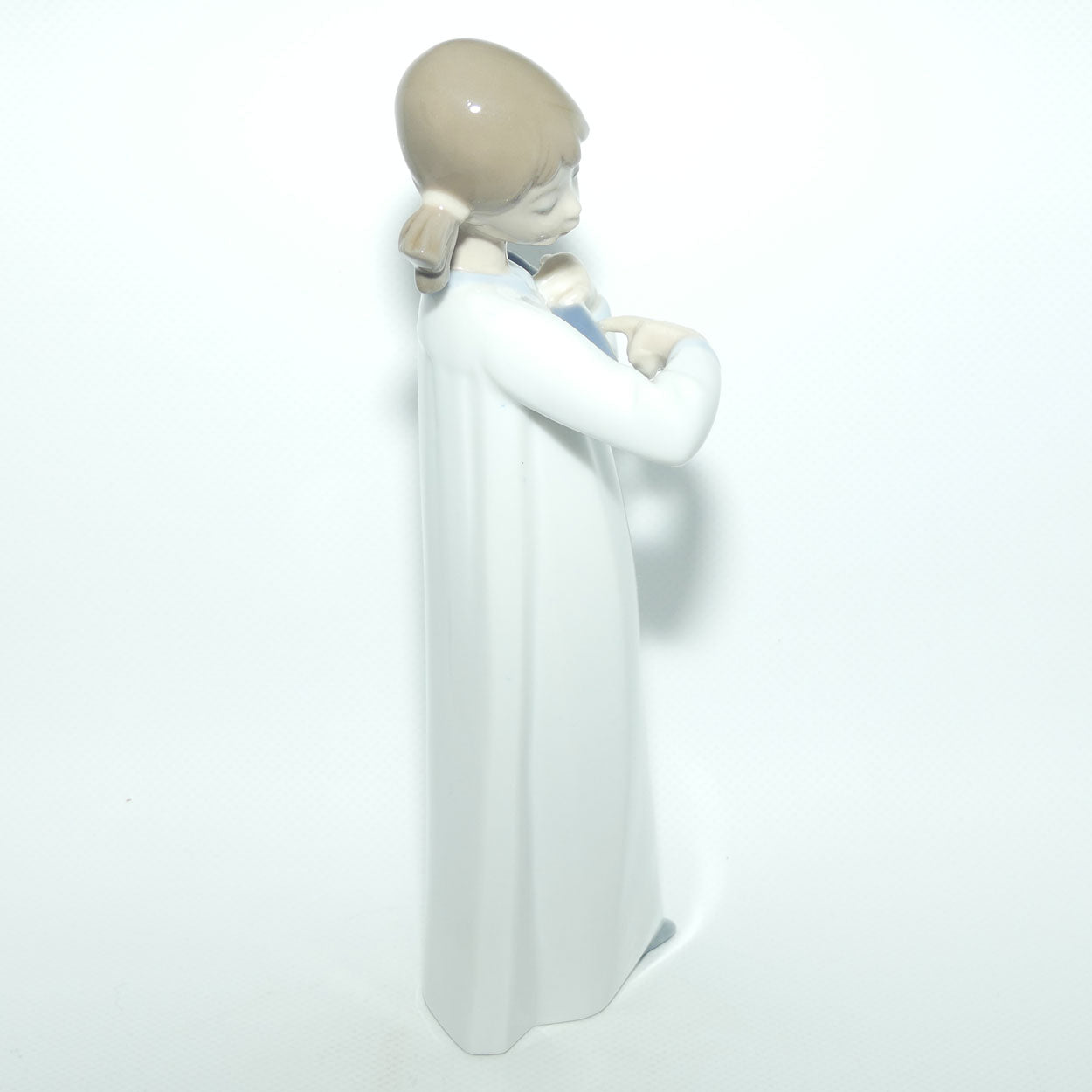 Lladro figure Girl with Guitar | #4871 | figure only