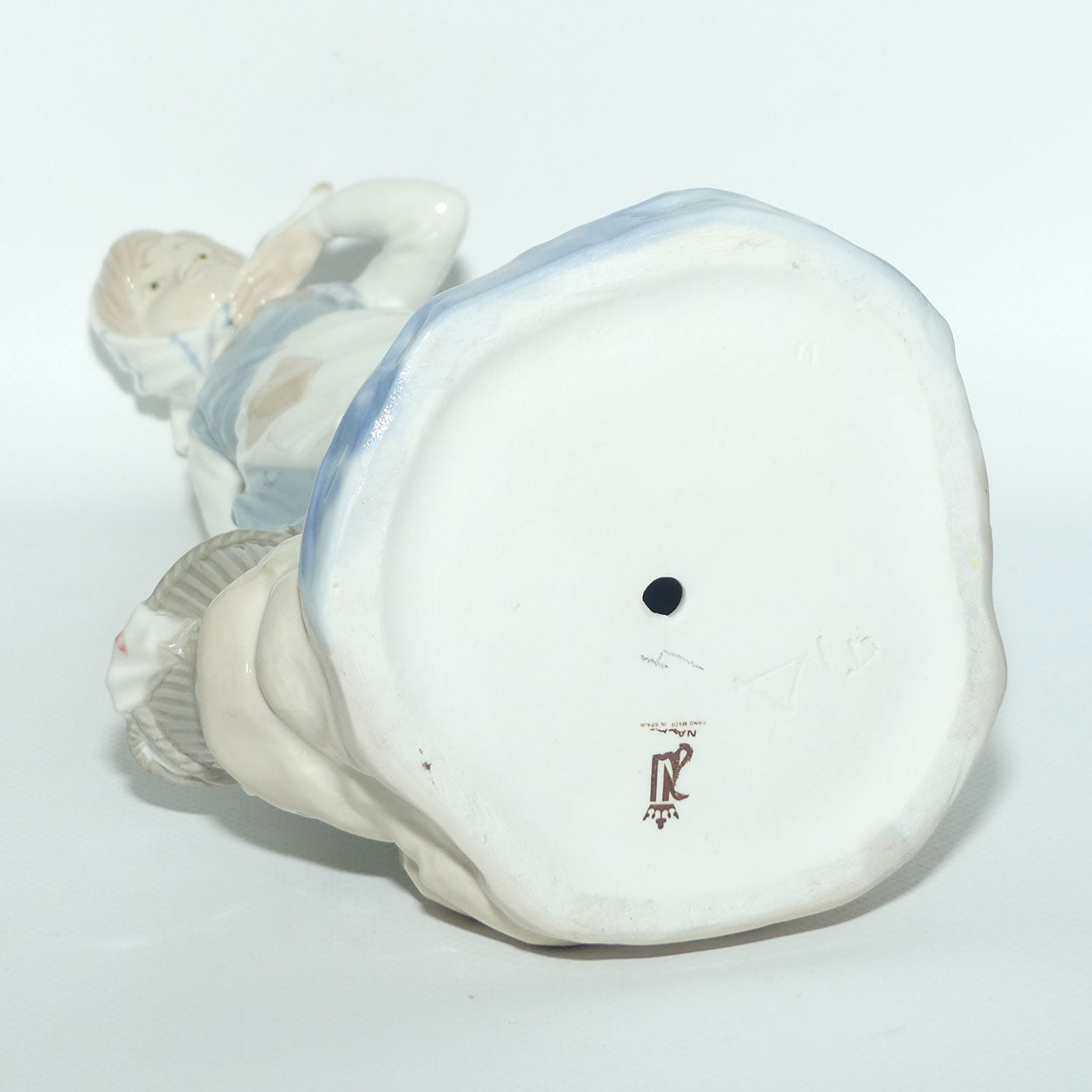 Nadal Spain figure of Young Girl with Washing Basket and Bird in Hand | like Lladro Nao