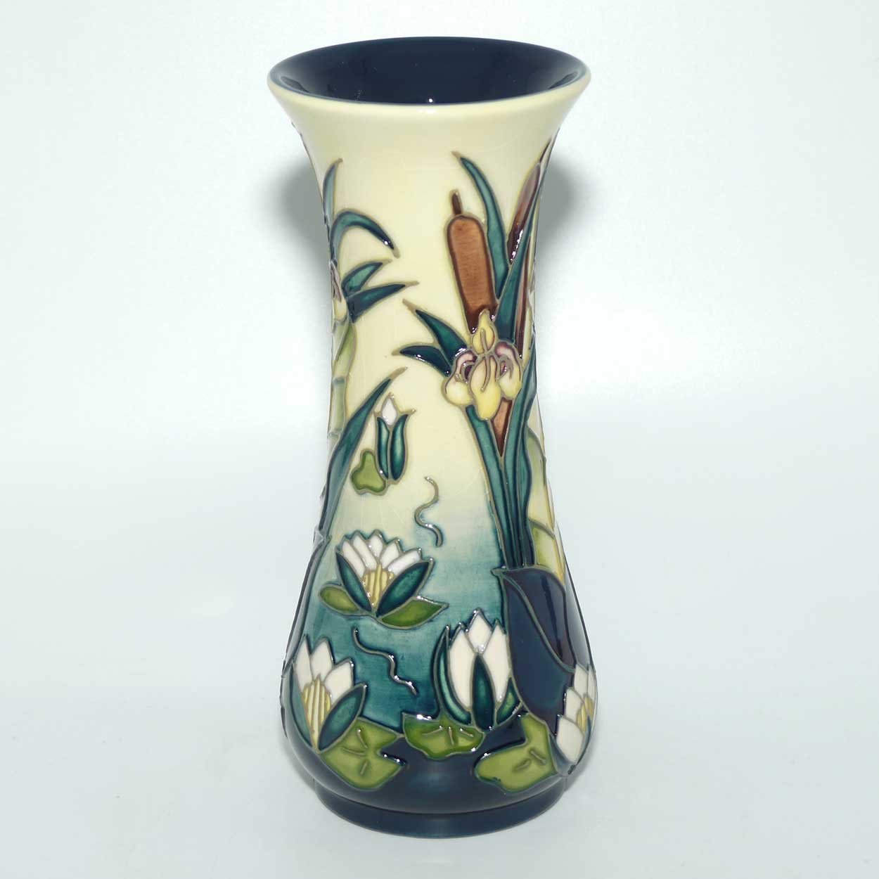 Moorcroft Lamia 364/8 vase