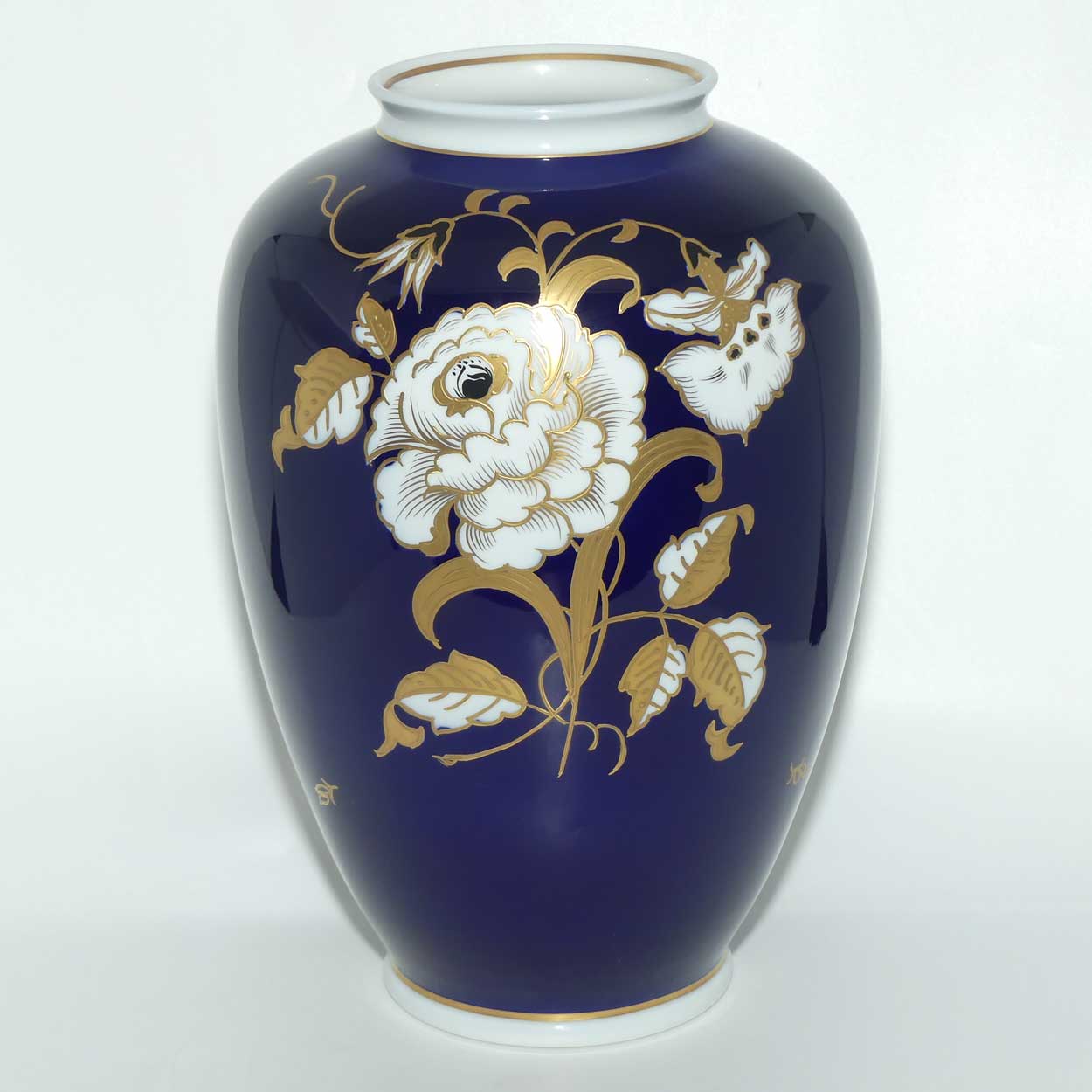 Wallendorf Porcelain | Echt Cobalt Goldrelief large Floral vase