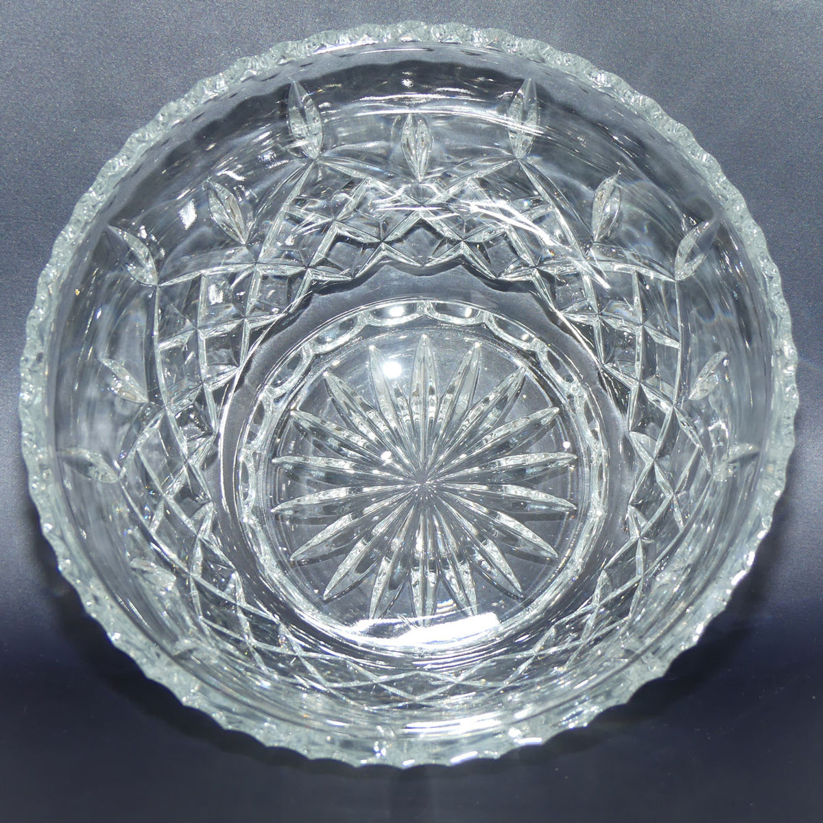 Very Heavy Crystal bowl | Diamond Cut with Facetted Rim | Solid Base