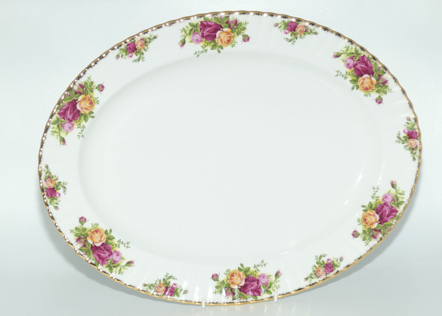 Royal Albert Bone China England Old Country Roses oval meat platter | 41cm | 1962 backstamp