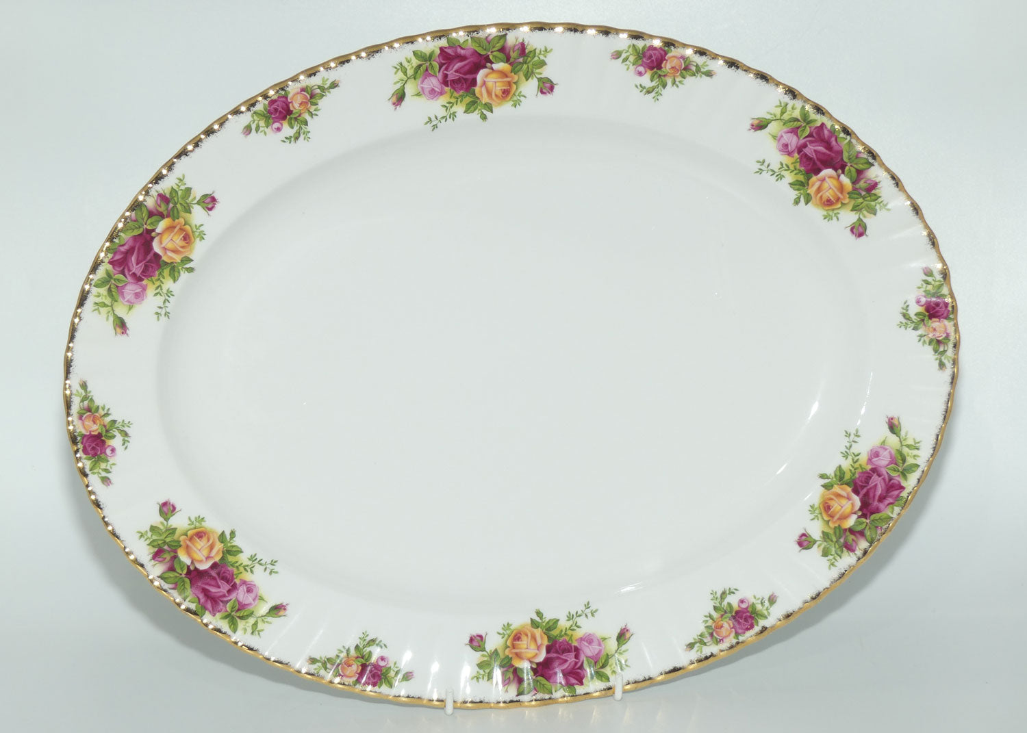 Royal Albert Bone China England Old Country Roses oval meat platter | 41cm | 1962 backstamp