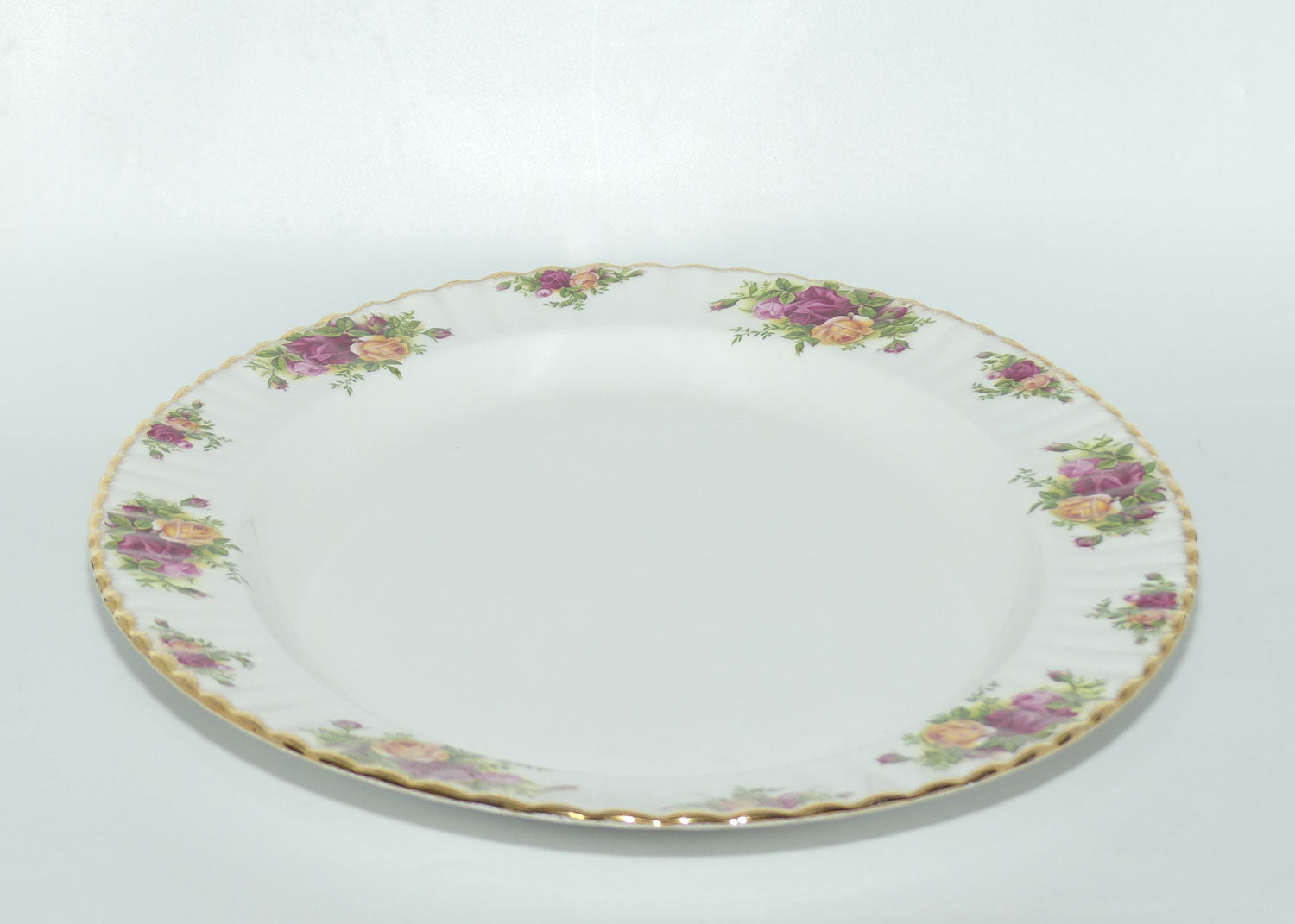 Royal Albert Bone China England Old Country Roses oval meat platter | 41cm | 1962 backstamp