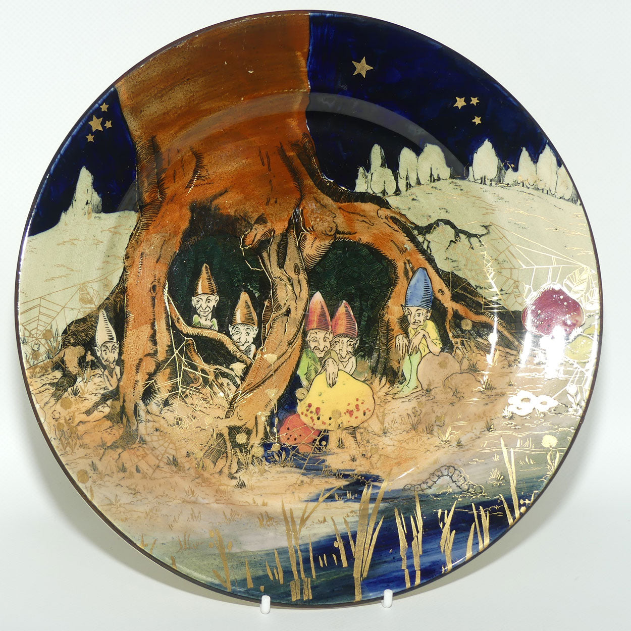 Royal Doulton Gnomes B with gilt highlights plate D4697 | #3 | 26cm diam