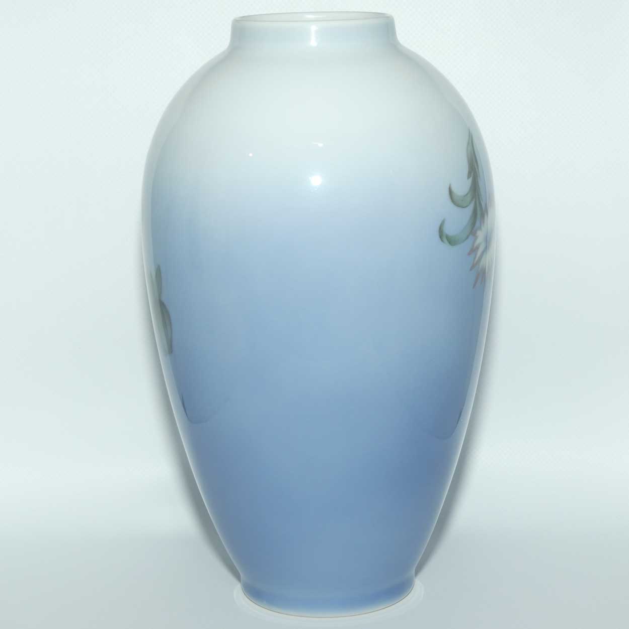 Royal Copenhagen large floral vase | #2660/1099