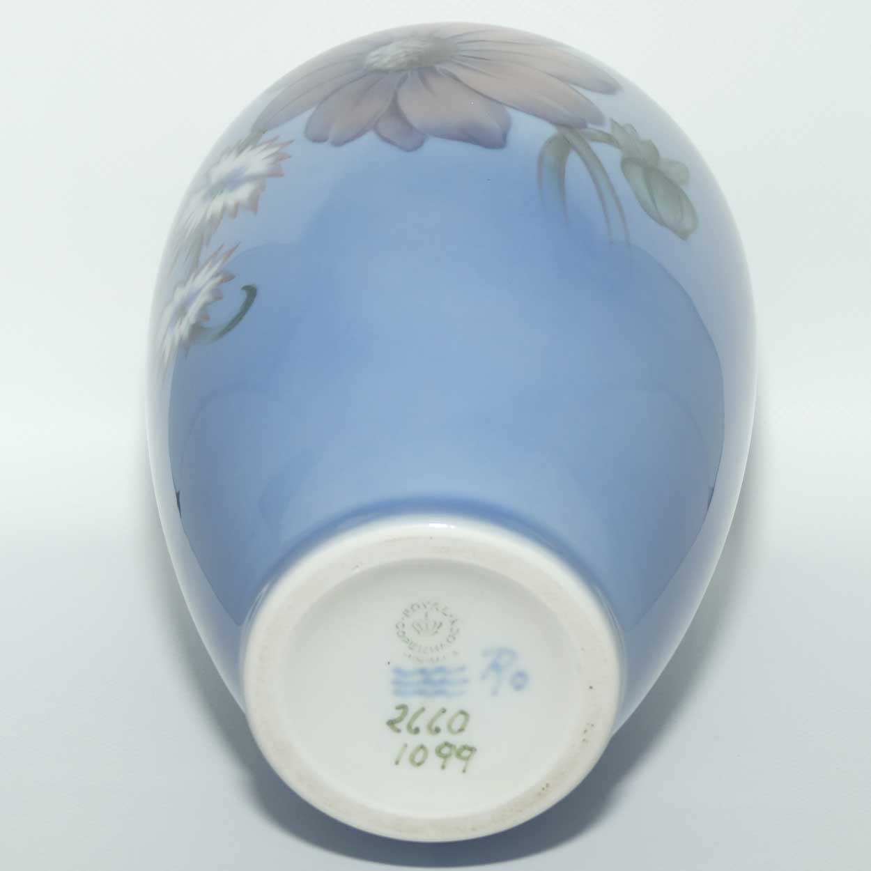 Royal Copenhagen large floral vase | #2660/1099