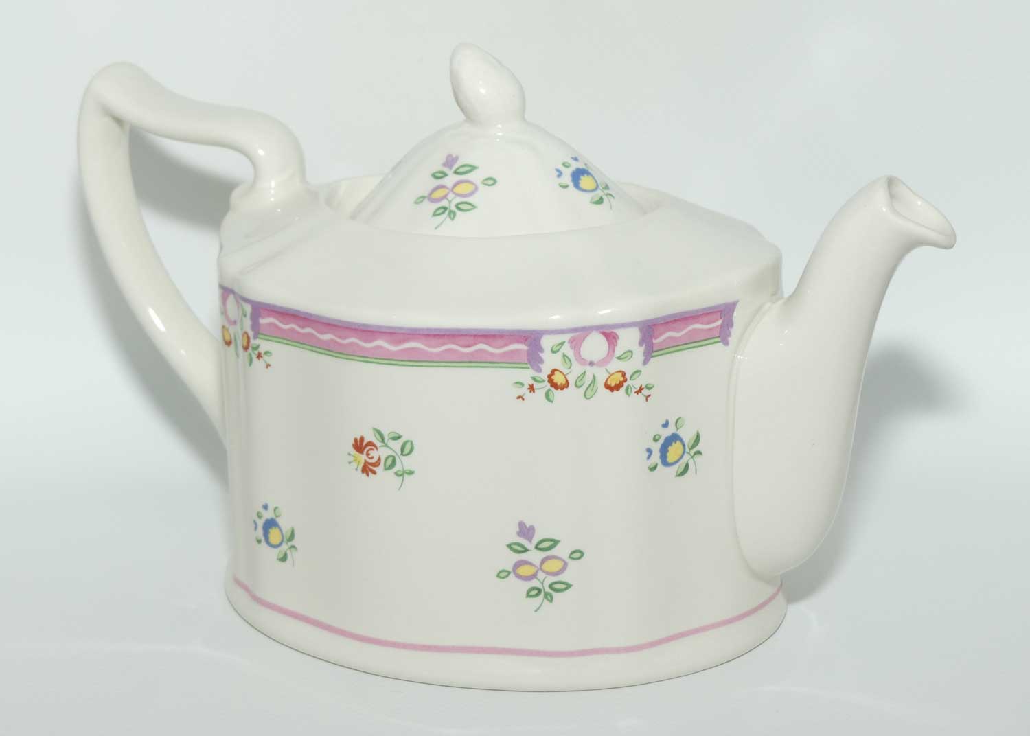 Laura Ashley England | Alice pattern tea pot | boxed