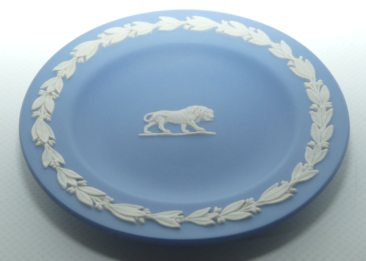 Wedgwood Jasper | Zodiac | Leo miniature plate | no box