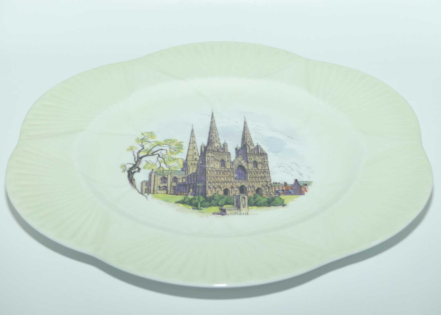 Shelley display plate | Dainty shape | Lichfield Cathedral