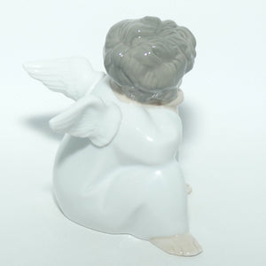 Lladro figure Angel Thinking | #4539