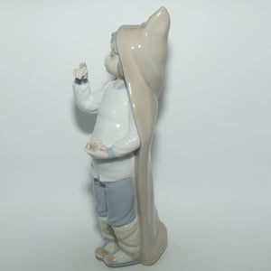 Lladro figure Boy with Snails | #4896