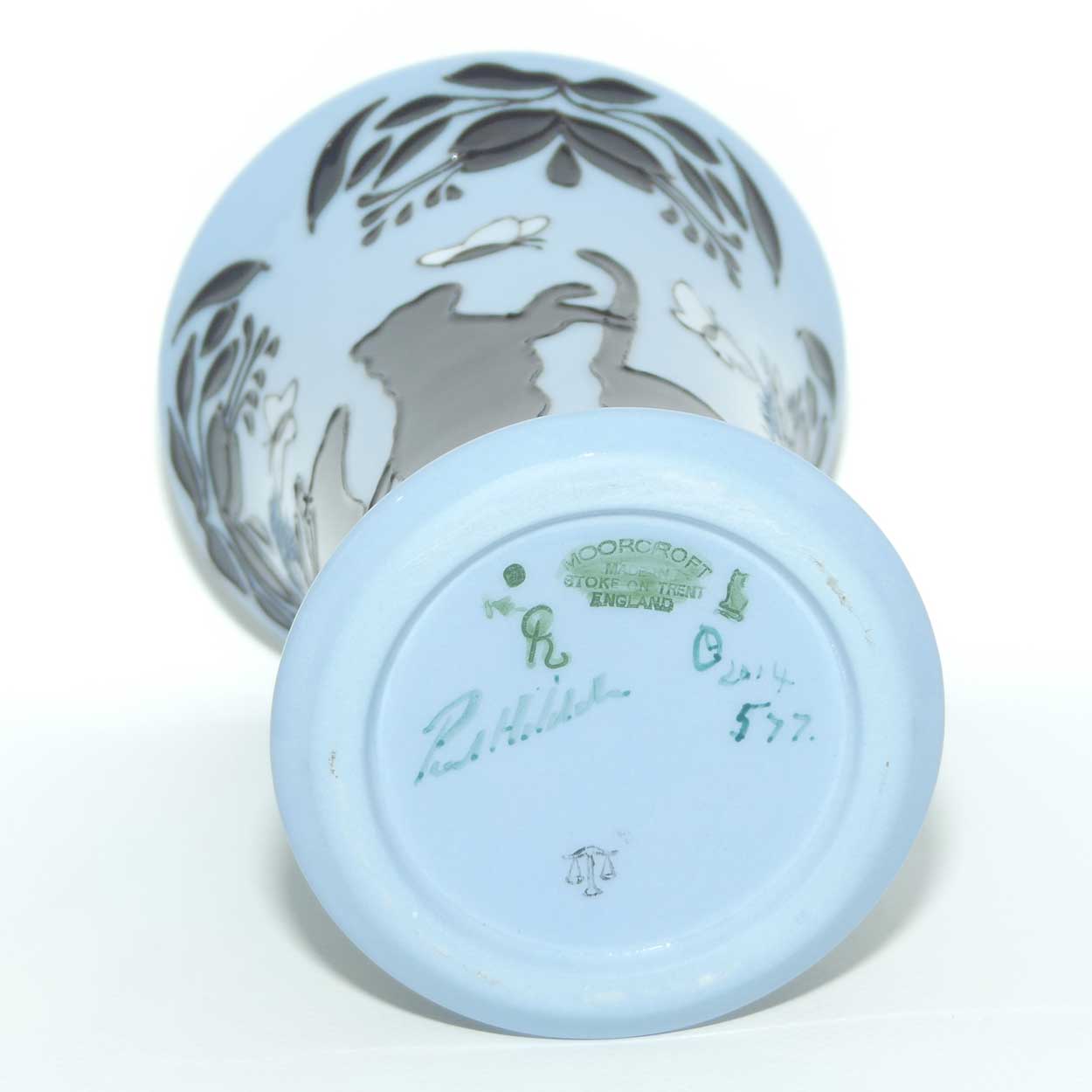 Moorcroft Lucky 158/6 vase | Num Ed 577