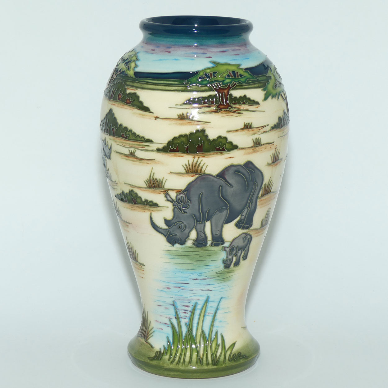 Moorcroft Lukimbi 46/10 vase | LE 33/50