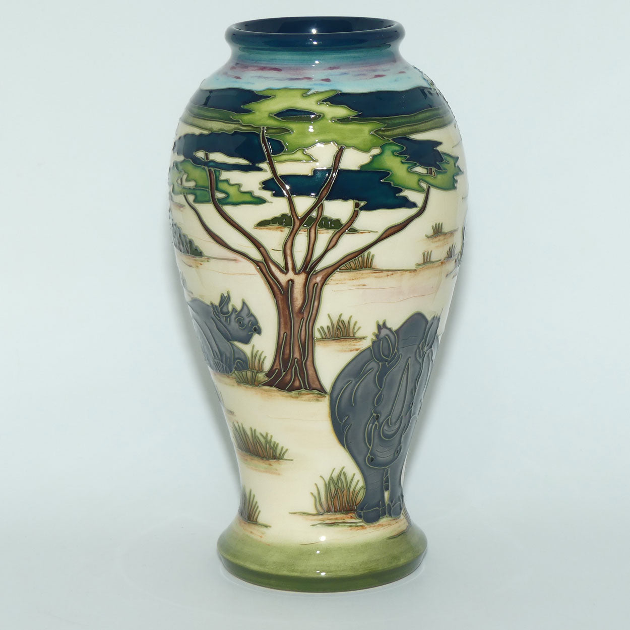 Moorcroft Lukimbi 46/10 vase | LE 33/50
