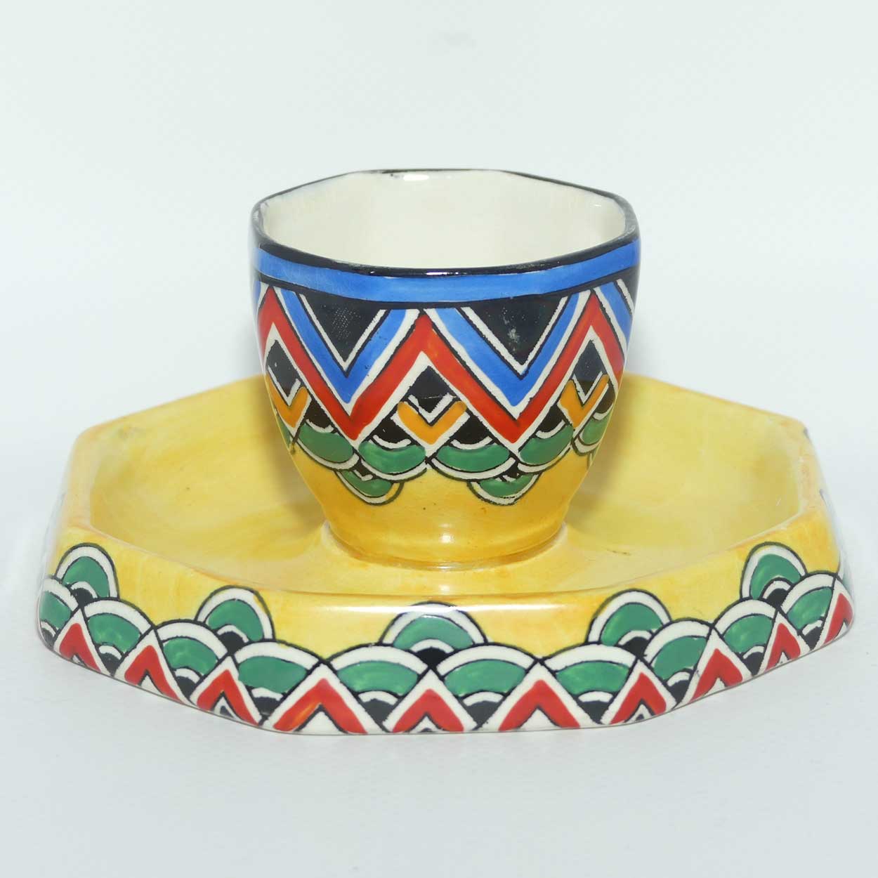 Maling Art Deco banded Luxor pattern hexagonal egg cup
