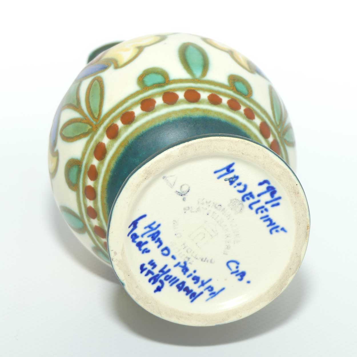 Gouda Holland handled jug | Madeleine 592/1