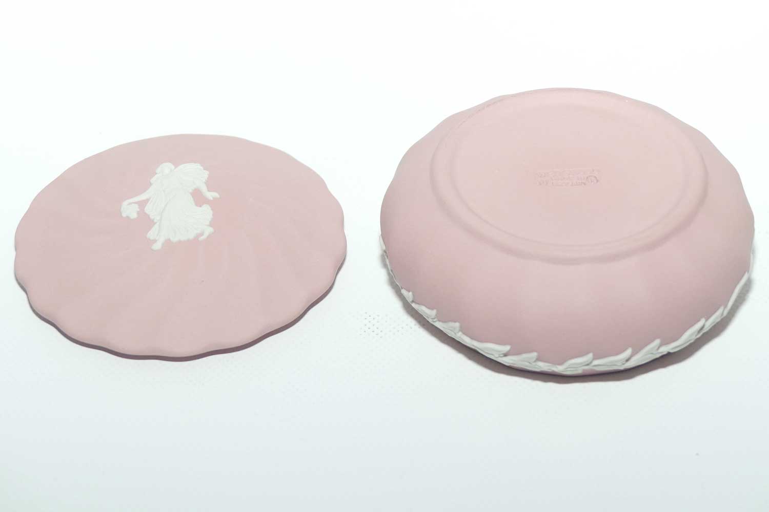 Wedgwood Jasper | White on Pink | Dancer trinket | Round with Ribbed design