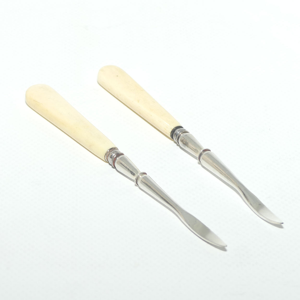 Set of 2 Manicure Tools | Faux Bone Handled | 12.5cm