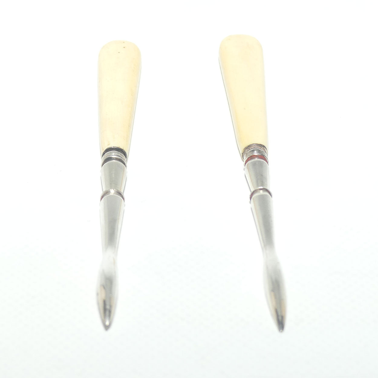Set of 2 Manicure Tools | Faux Bone Handled | 12.5cm