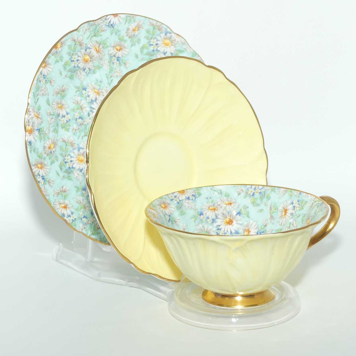 Shelley Oleander shape trio | Marguerite pattern with Yellow exterior | #2