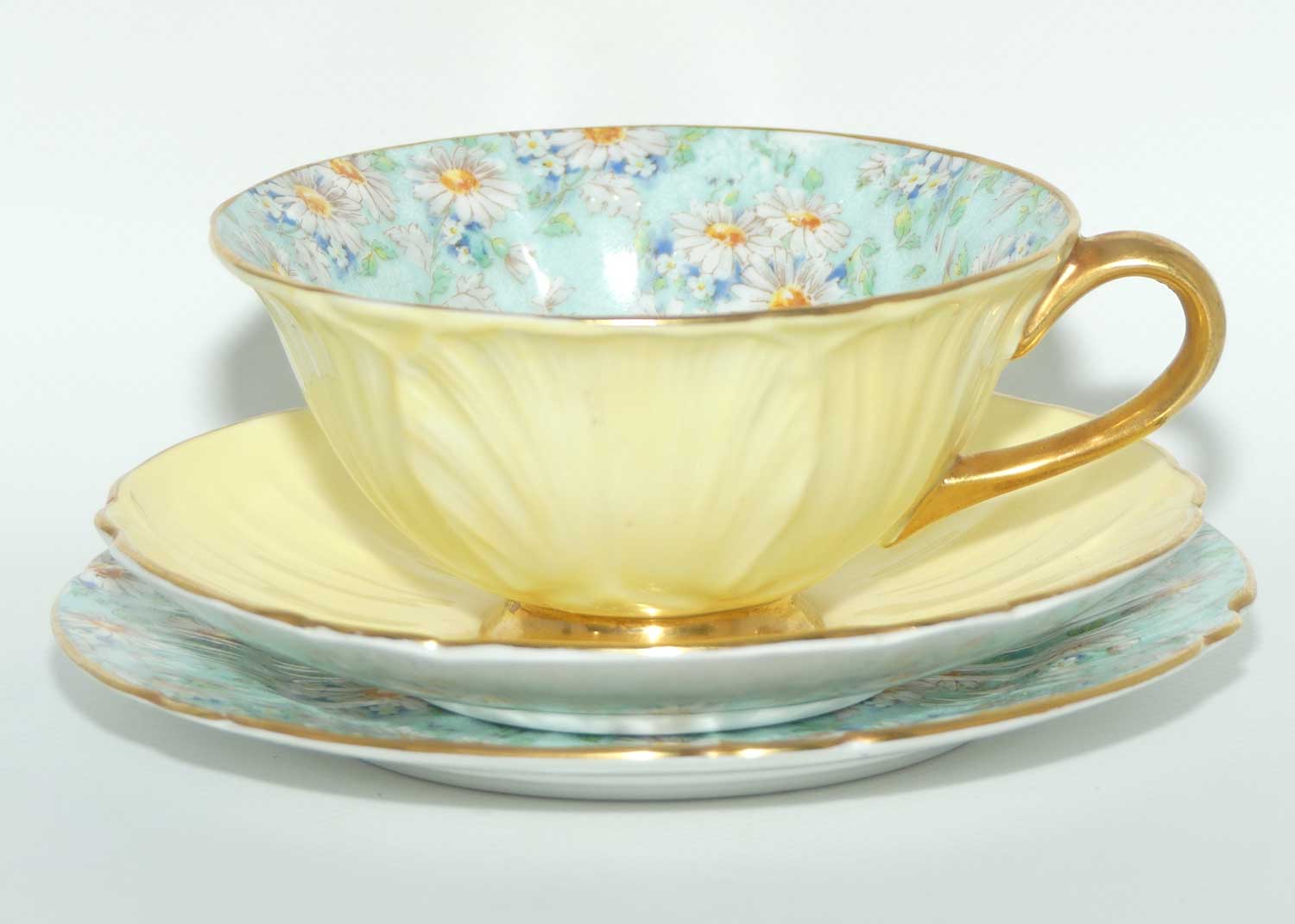 Shelley Oleander shape trio | Marguerite pattern with Yellow exterior | #2