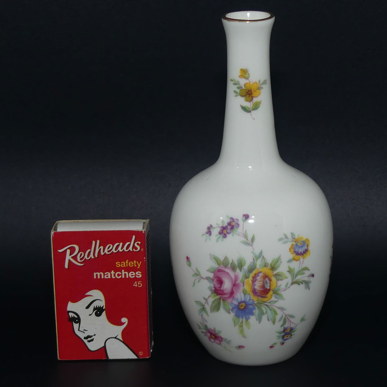 Minton England Marlow pattern bud vase