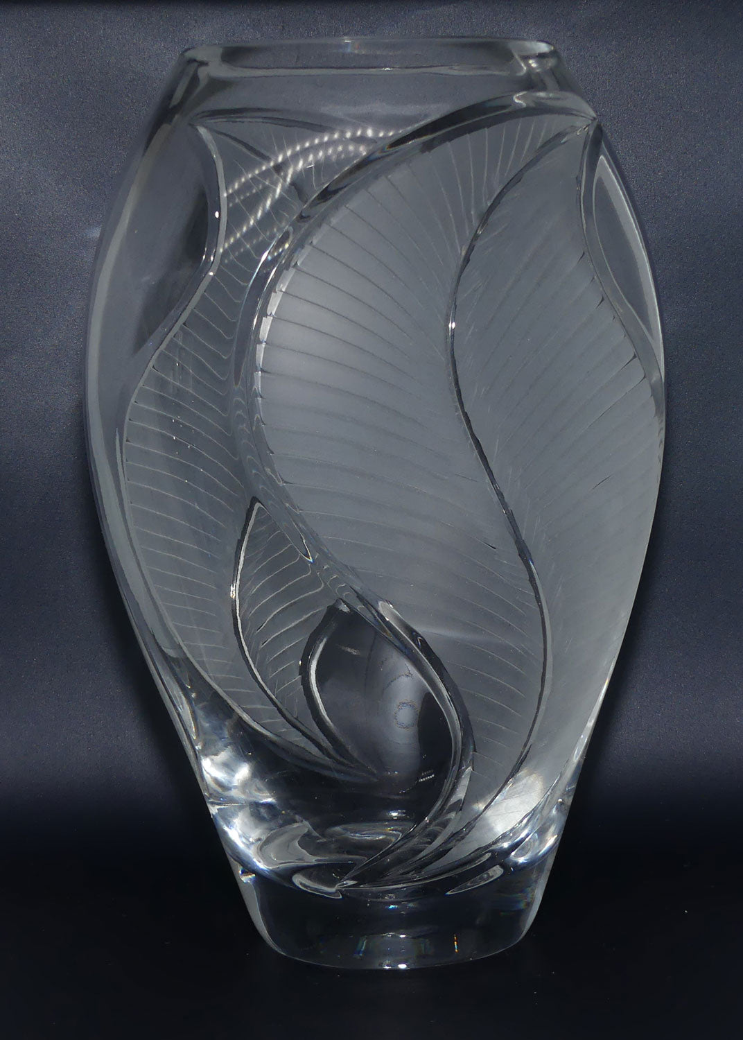 Marw Crystal Italy well facetted Art Crystal vase