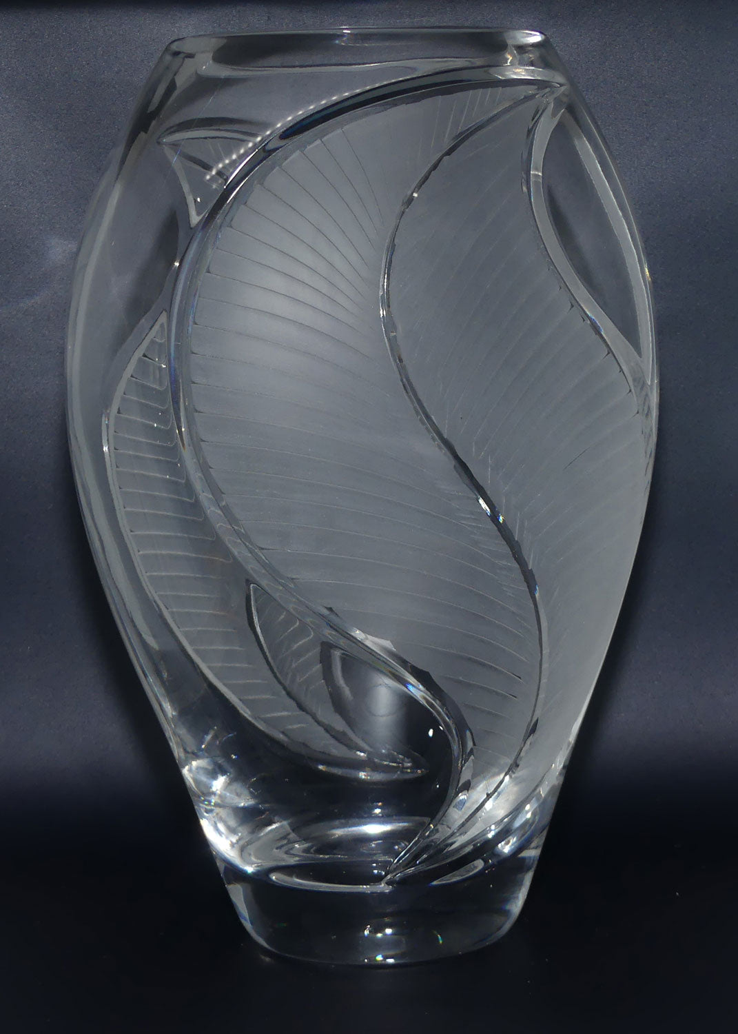 Marw Crystal Italy well facetted Art Crystal vase