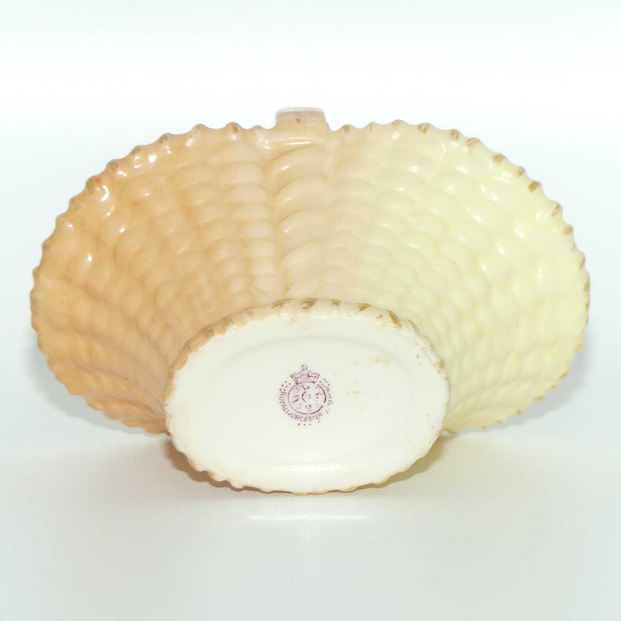 Royal Worcester Blush Ivory Basket 3 (Medium)