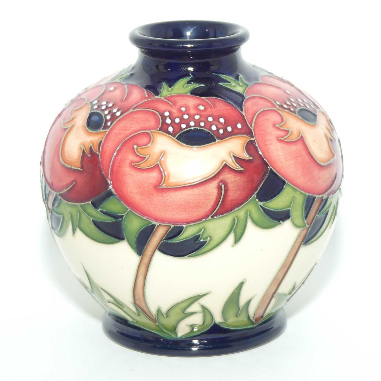 Moorcroft Meo Voto 41/4 vase | Num Ed 67