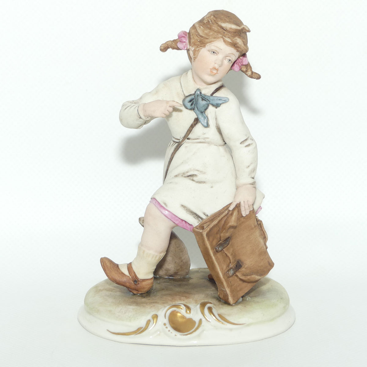Capodimonte figure School Girl | signed Bruno Merli