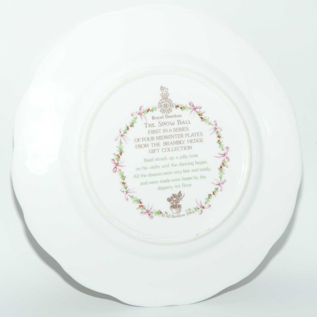 Royal Doulton Brambly Hedge Giftware | Midwinter series Plate #1 | The Snow Ball | 20cm