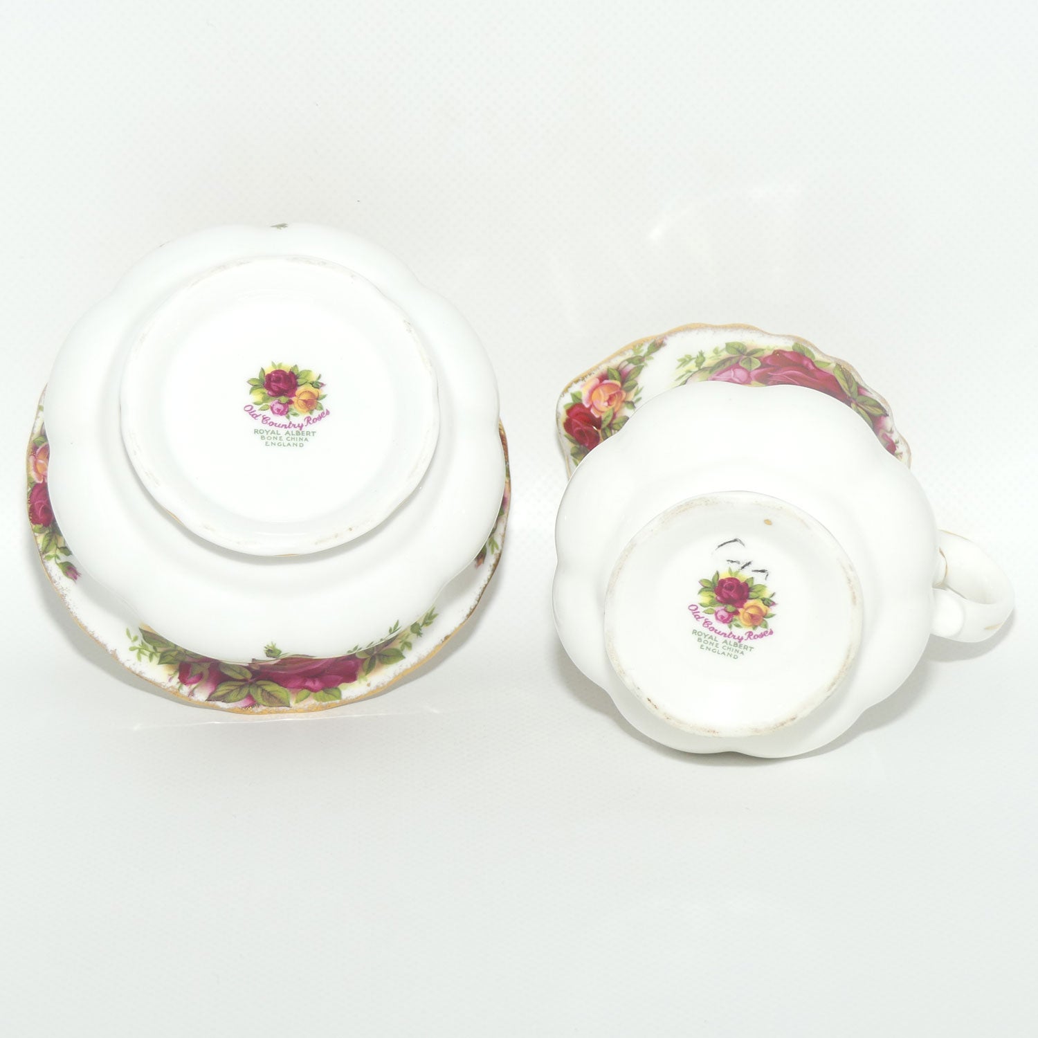 Royal Albert Bone China England Old Country Roses Milk Jug and Sugar Bowl | Tea Size | Early Backstamp