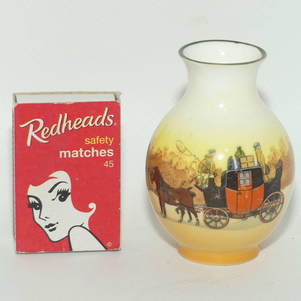 Royal Doulton Coaching Days miniature ovoid vase | 2 scenes | E3804