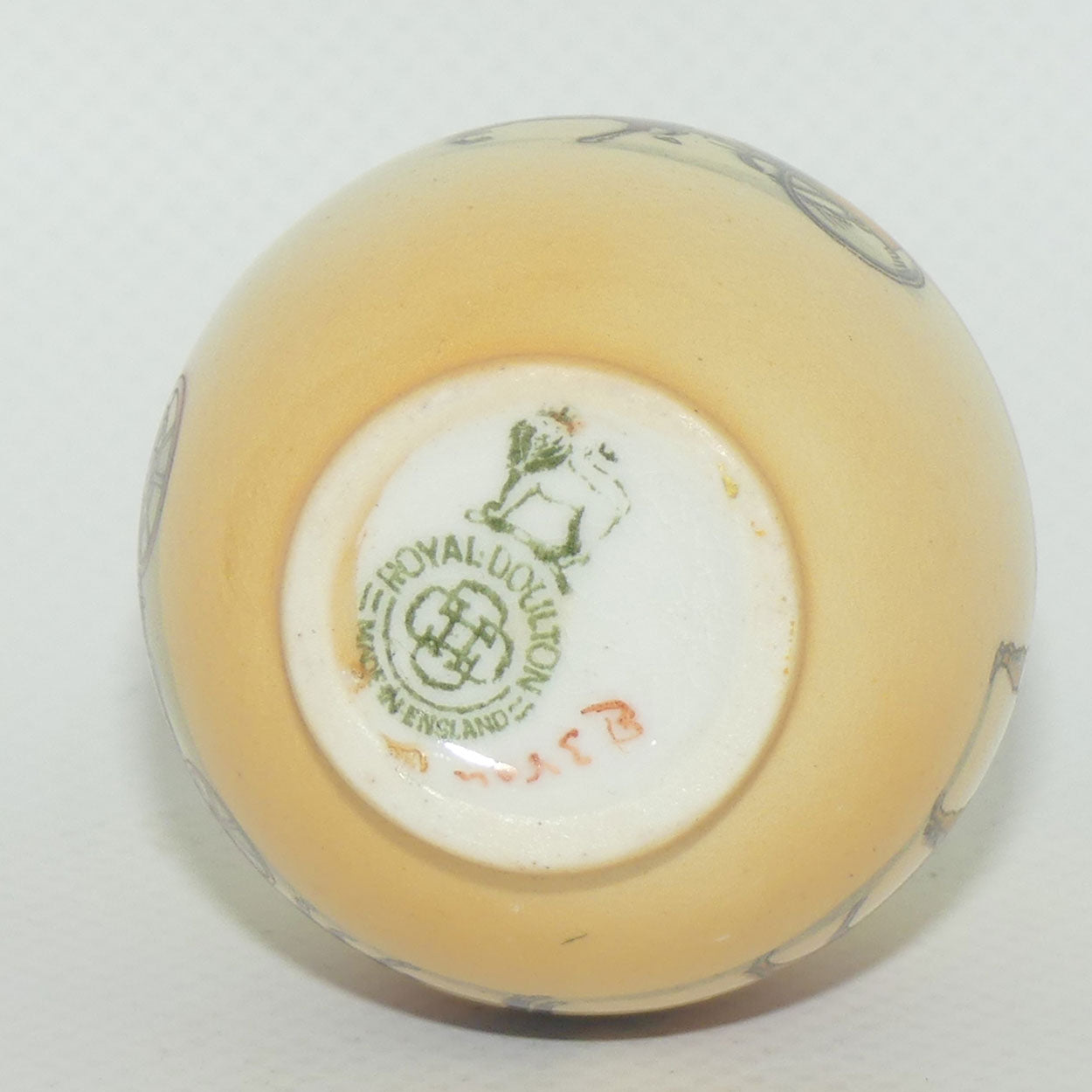 Royal Doulton Coaching Days miniature ovoid vase | 2 scenes | E3804