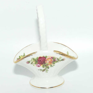 Royal Albert Bone China Old Country Roses England mini basket | © Royal Albert Ltd 1962 | UK made