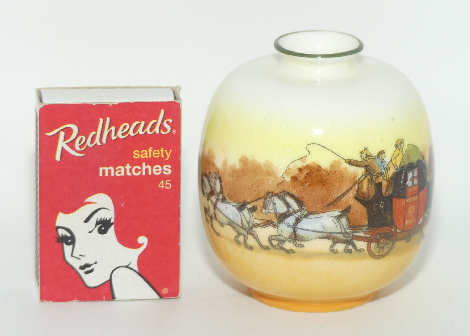 Royal Doulton Coaching Days miniature ball vase E3804