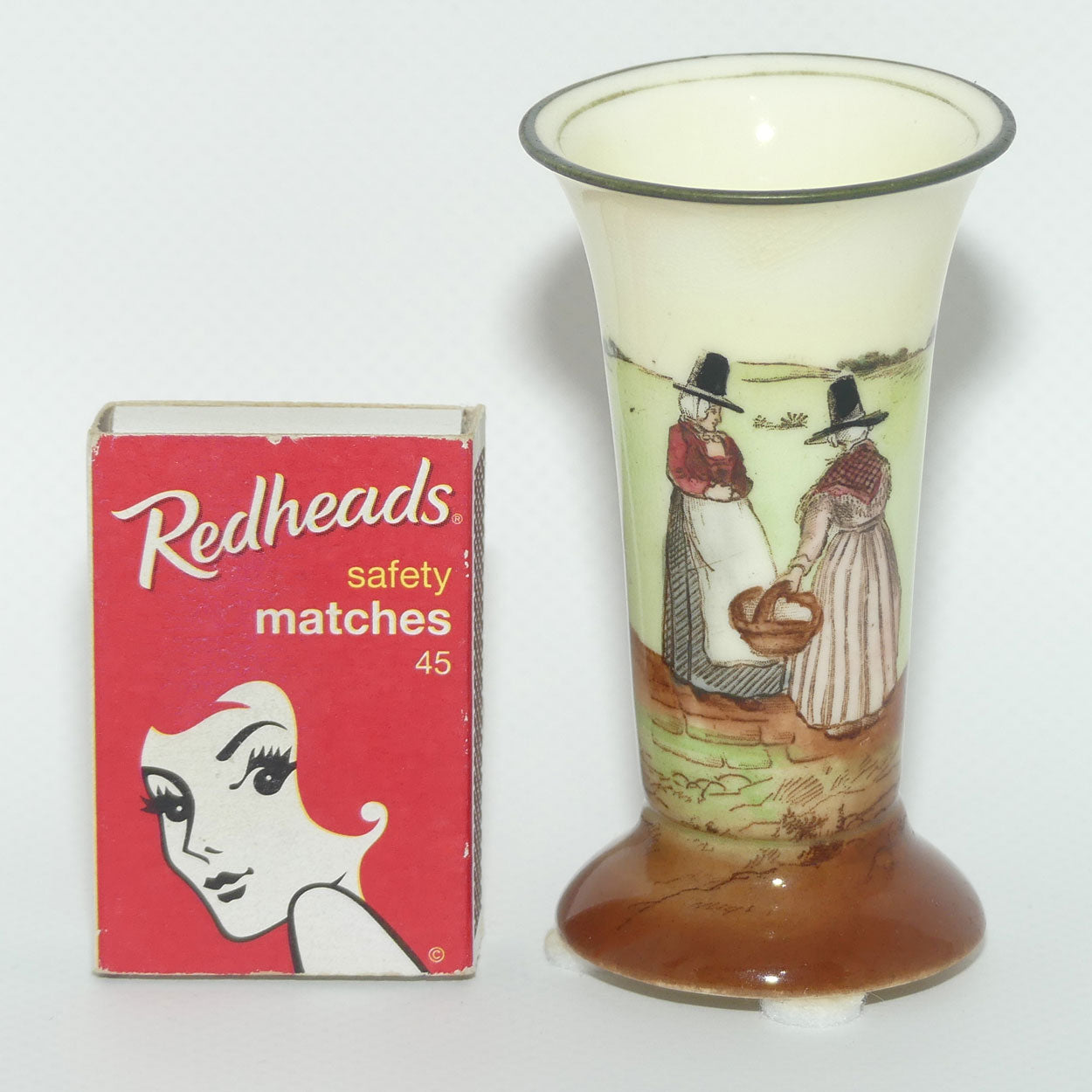 Royal Doulton Welsh miniature trumpet vase | E3794