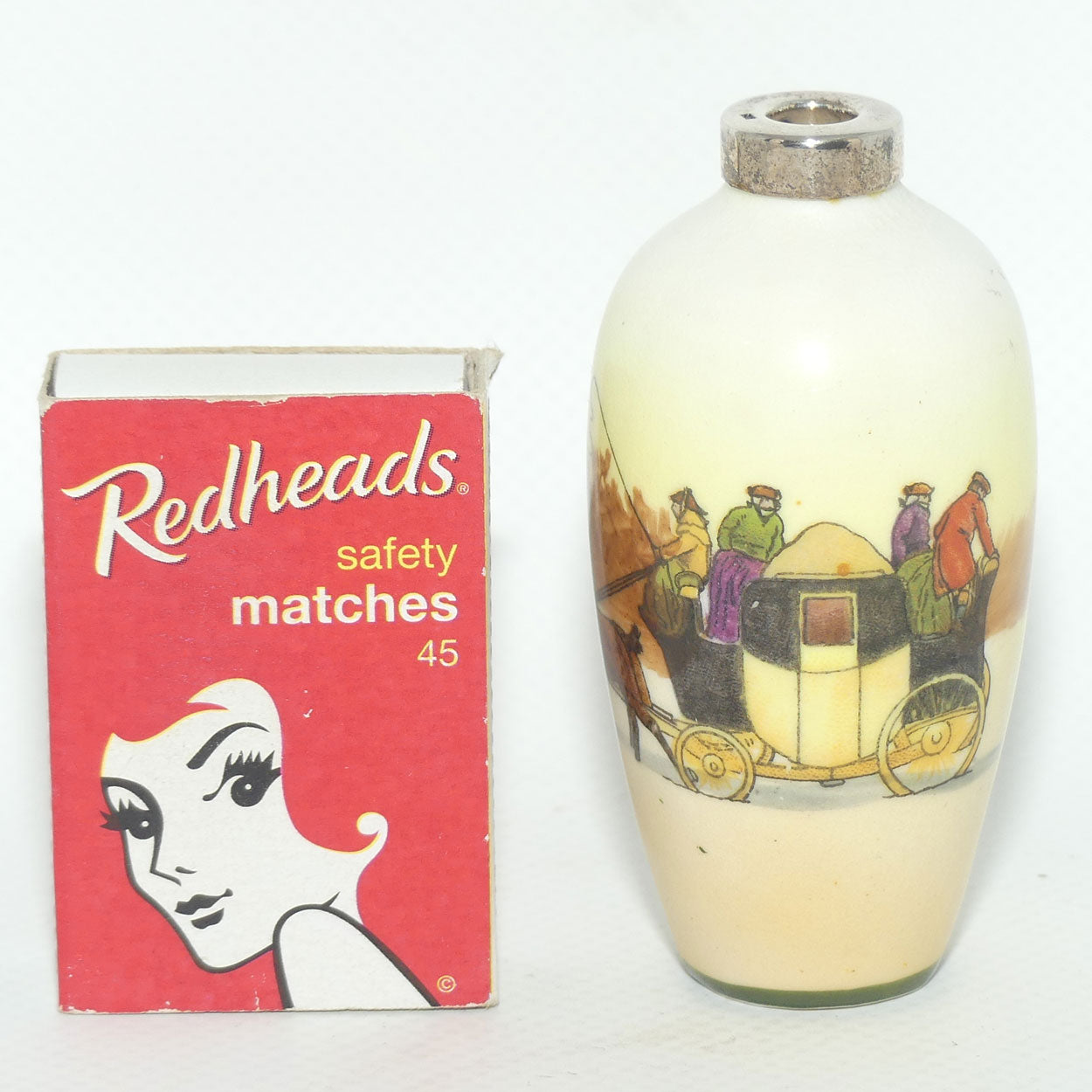 Royal Doulton Coaching Days miniature vase E3804 | 925 Silver rim