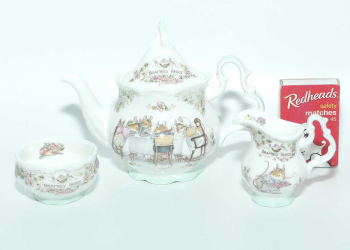 Royal Doulton Brambly Hedge Giftware | miniature 3 piece tea service