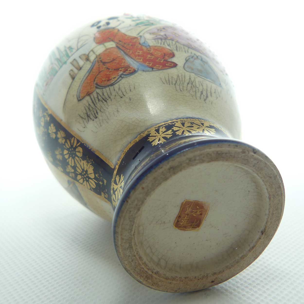 Miniature Satsuma vase with Fine Decoration | Gosu Blue by Hattori