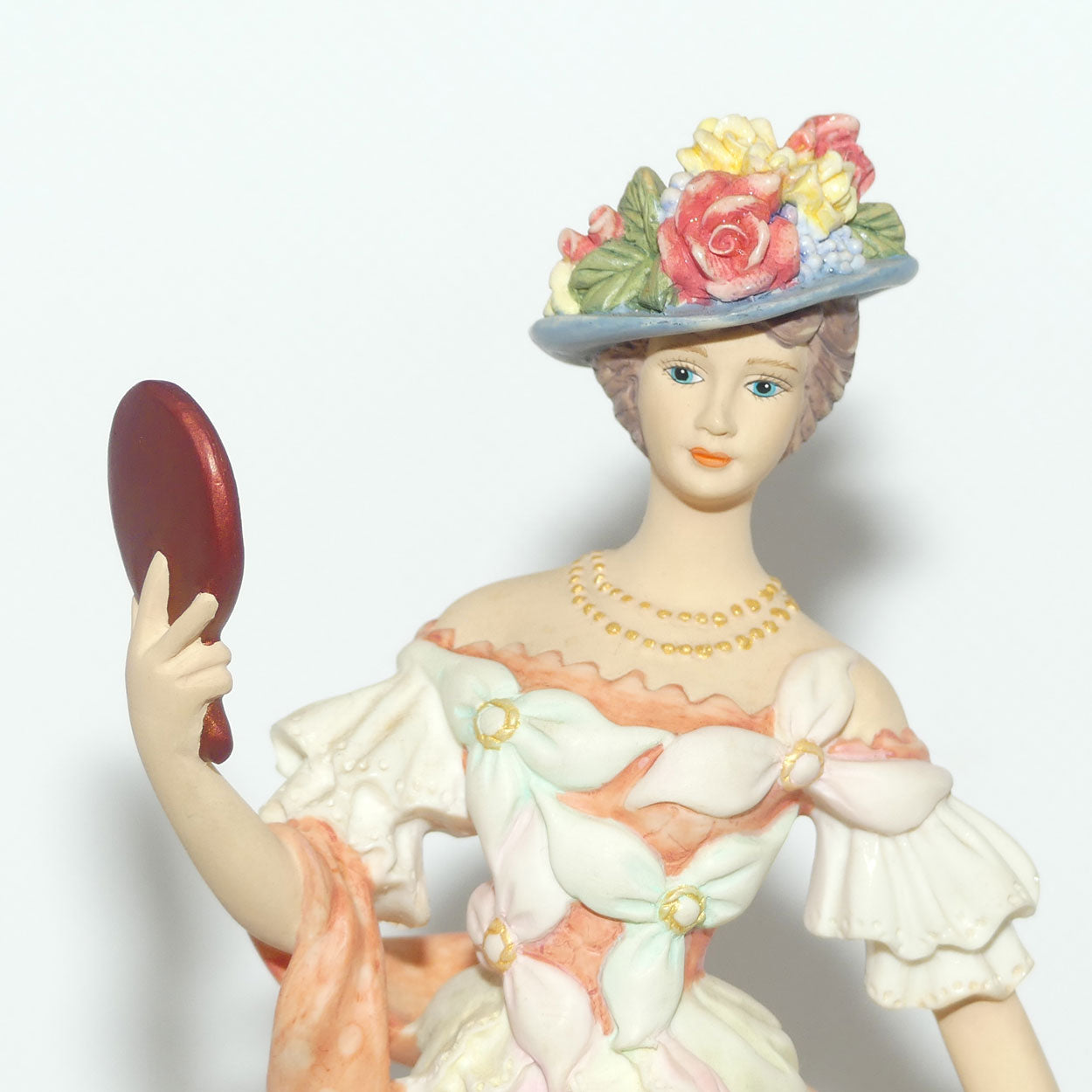 Leonardo Collection figure on wooden base | True Poise | Lady with Mirror