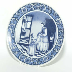 Delft Holland | The Old Masters Series plate | Mother and Daughter