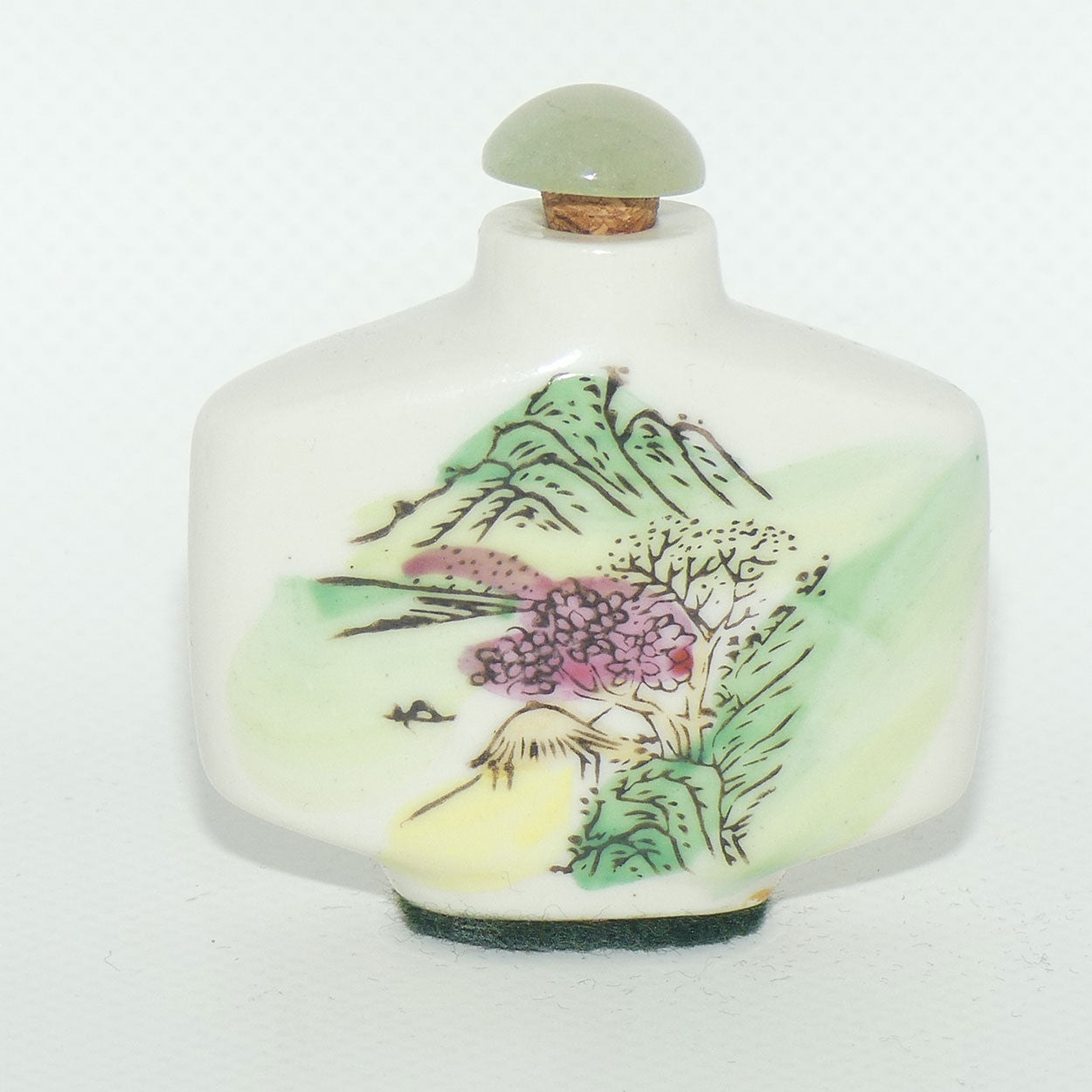 Chinese snuff bottle with greenstone stopper | Mountain scene