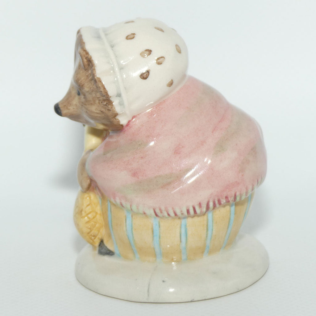 Beswick Beatrix Potter Mrs Tiggy-Winkle buys Provisions | BP11a